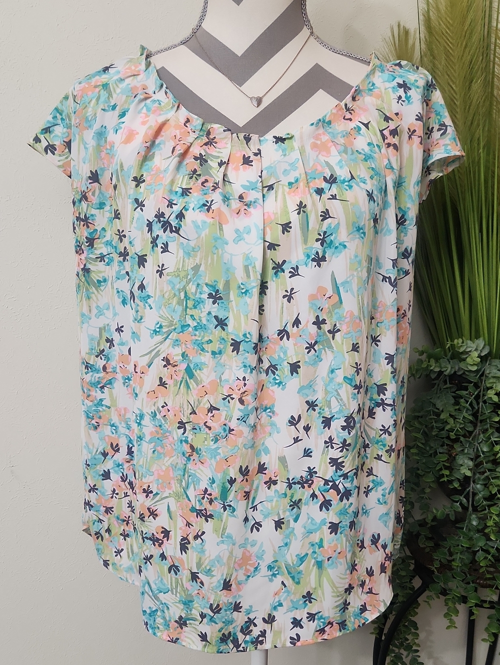 LC Lauren Conrad Floral Cap-Sleeve Blouse in White with Blue and Pink Print